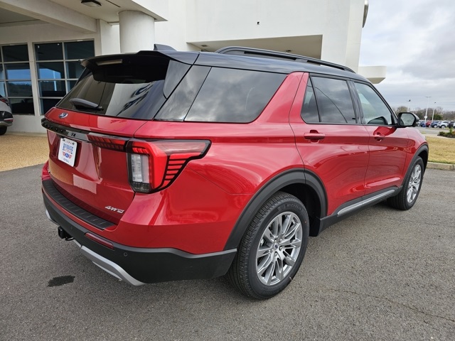 2026 Ford Explorer Platinum photo 3
