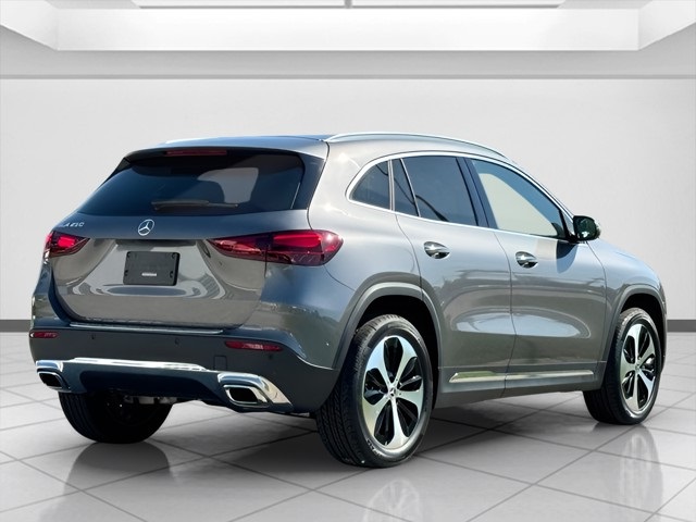 2025 Mercedes Benz GLA 250 photo 2