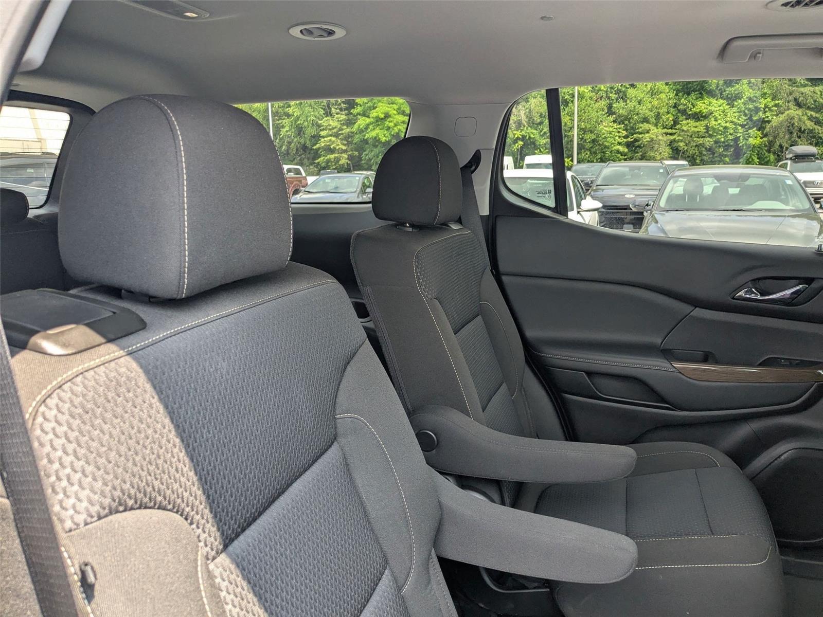 2023 Gmc Acadia SLE photo 31