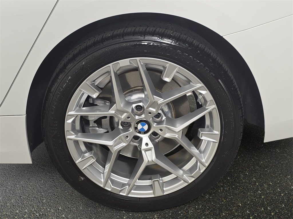 2025 Bmw 330i xDrive Sedan photo 32