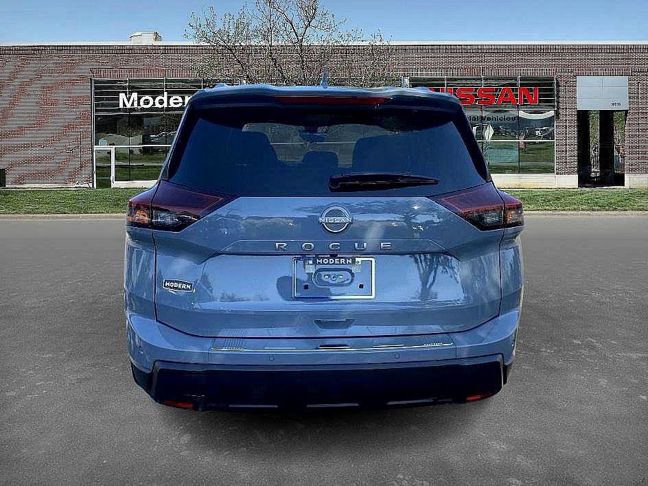 2026 Nissan Rogue SV photo 3