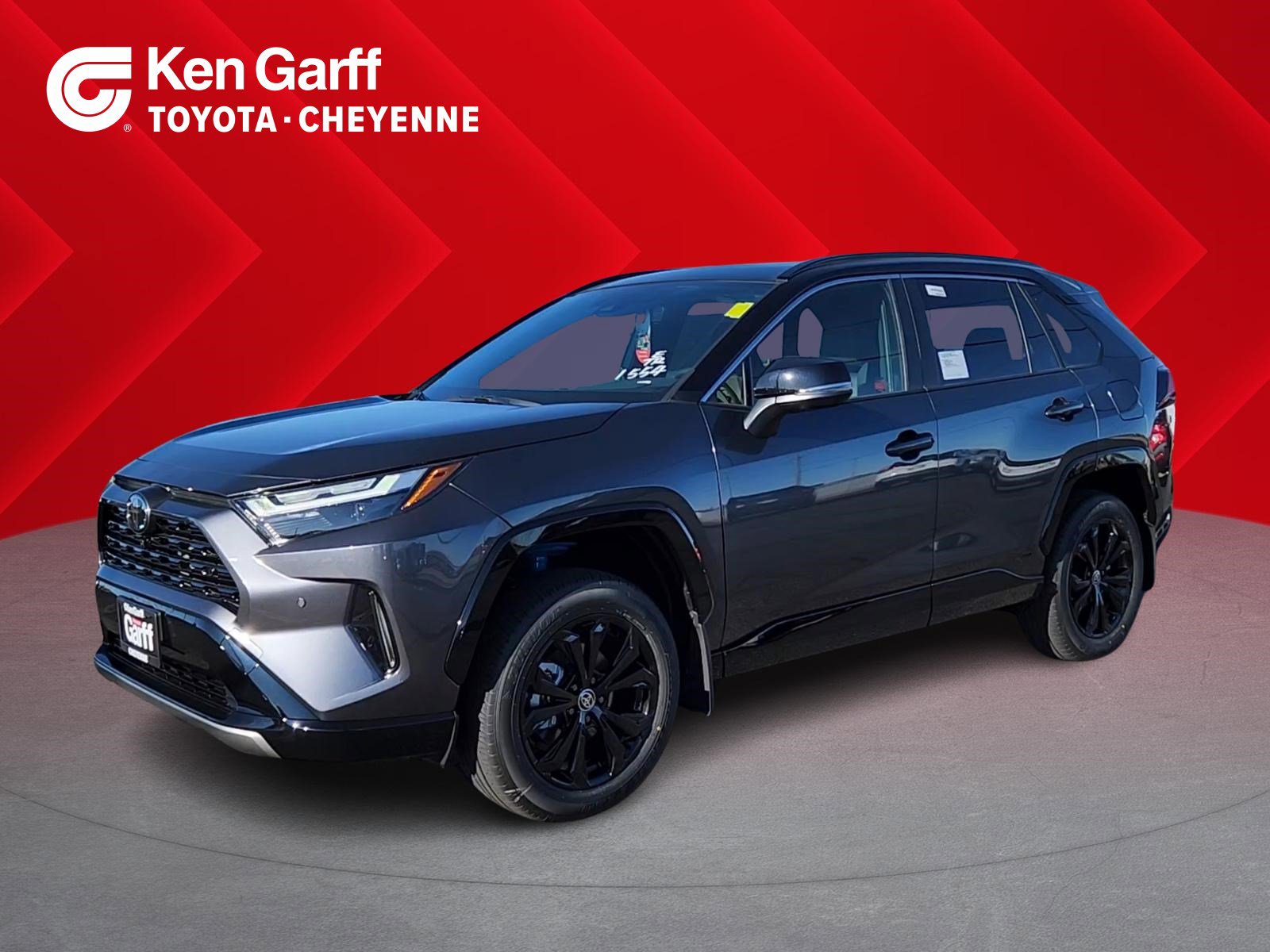 2025 Toyota RAV4 XSE's photo