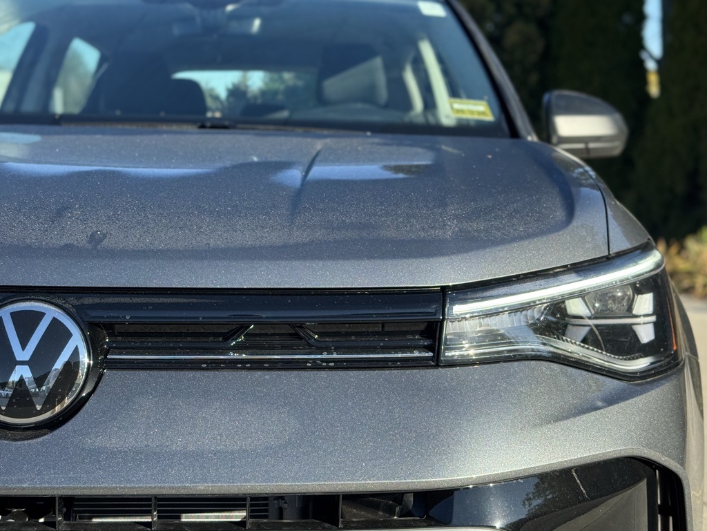 2025 Volkswagen Taos S photo 3