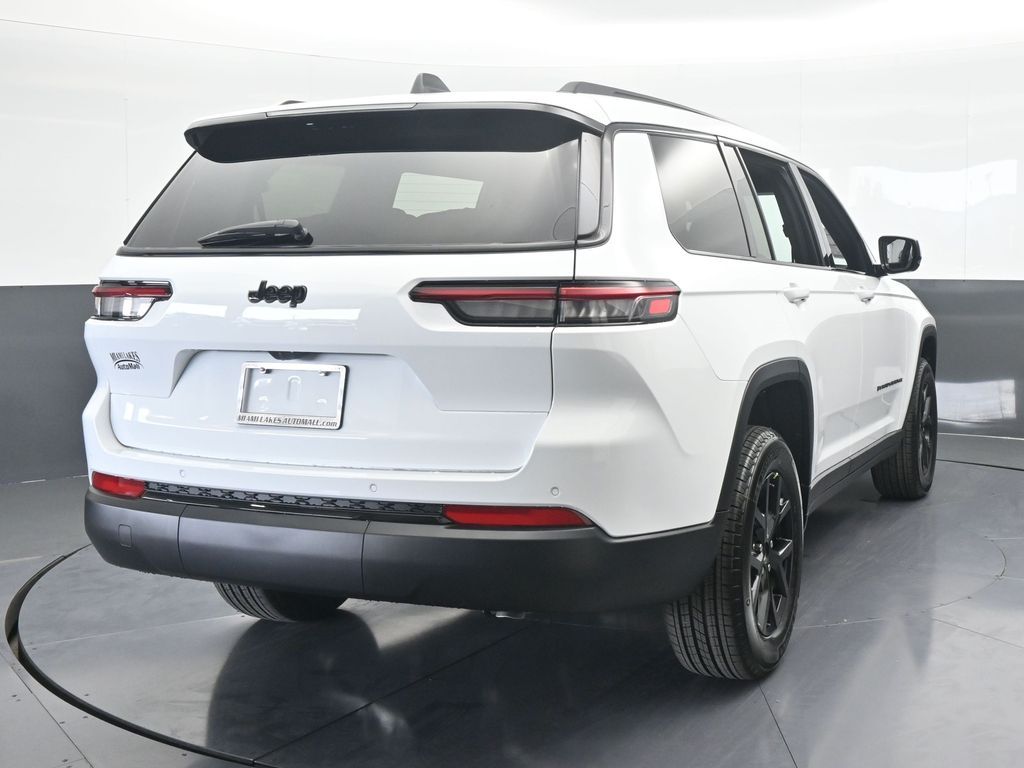 2025 Jeep Grand Cherokee Altitude X photo 4
