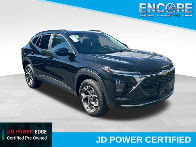 2025 Chevrolet Trax LT's photo