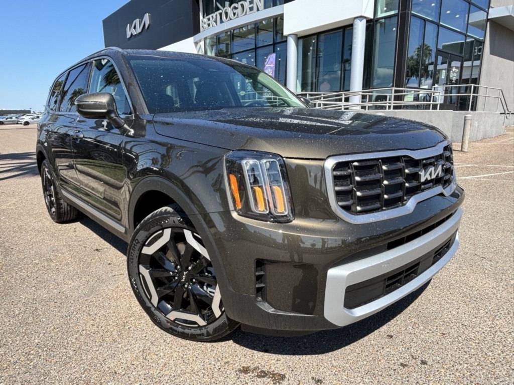 2025 Kia Telluride S's photo
