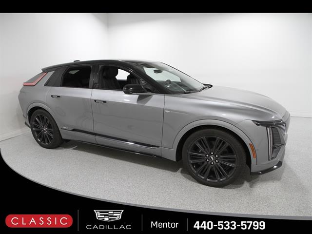 2026 Cadillac LYRIQ V's photo