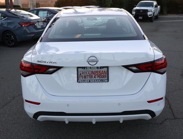 2025 Nissan Sentra S photo 2