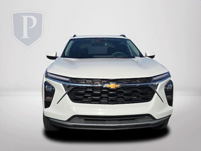 2024 Chevrolet Trax LT photo 9