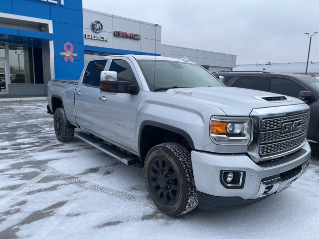 Image of Pre-Owned 2019 GMC Sierra 2500 HD Denali