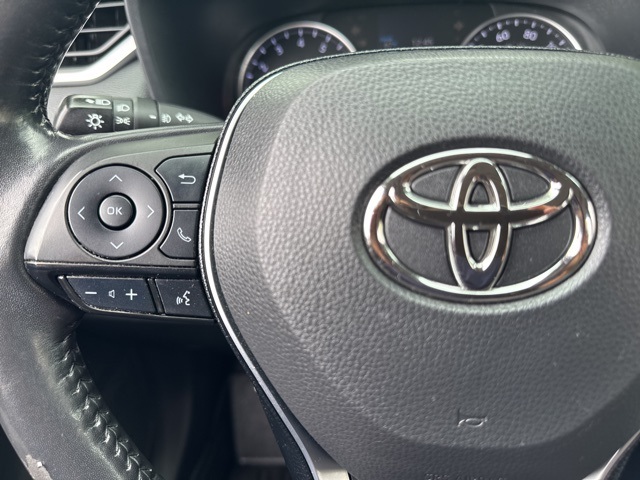 2019 Toyota RAV4 XLE photo 23