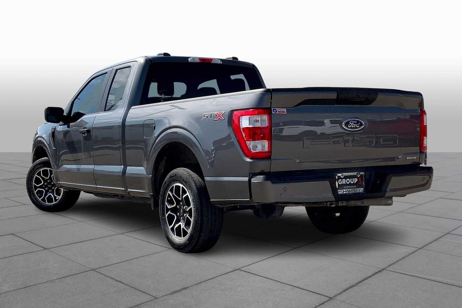 2023 Ford F-150 XL photo 11