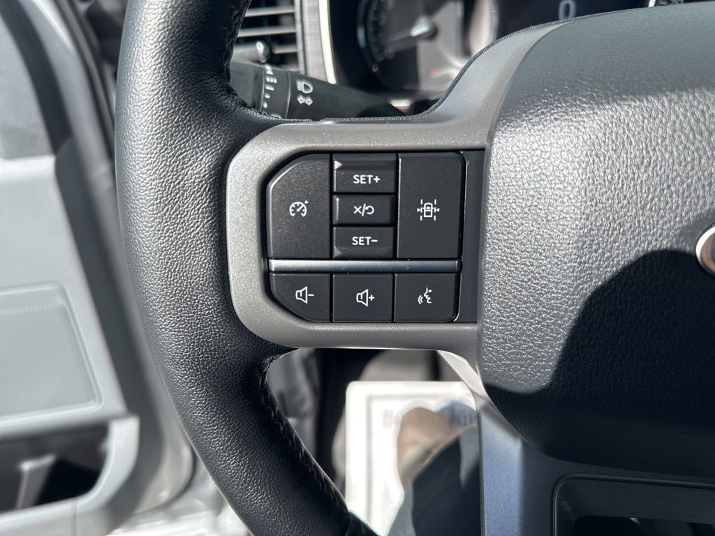 2022 Ford F-150 XLT photo 16