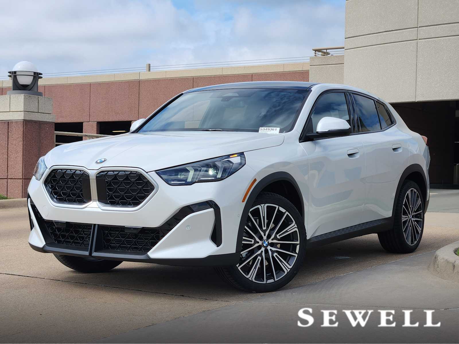 2025 BMW X2