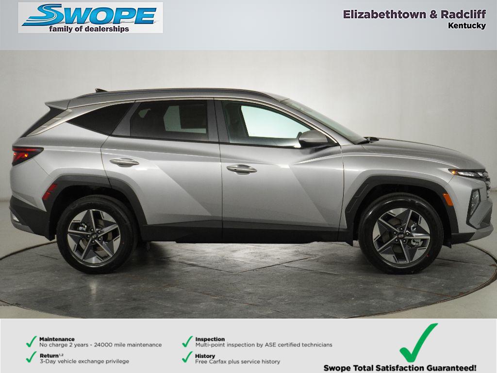 2026 Hyundai Tucson Hybrid SEL Convenience photo 2