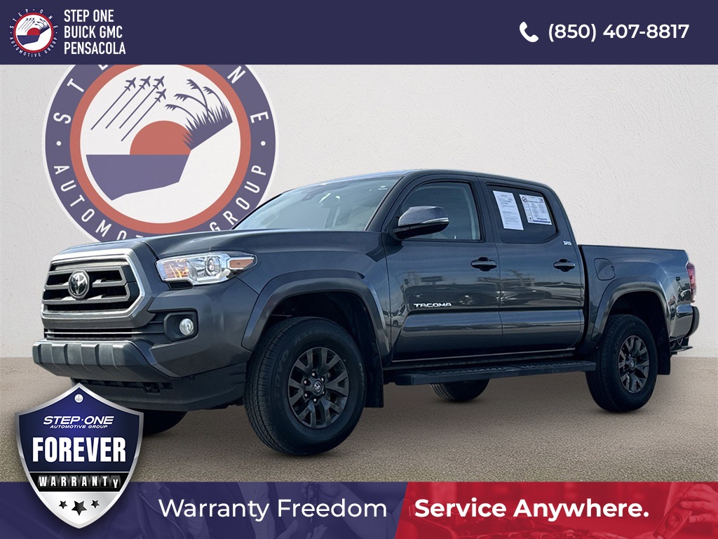 2022 Toyota Tacoma SR5's photo