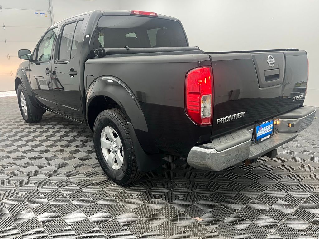 2012 Nissan Frontier SV photo 4