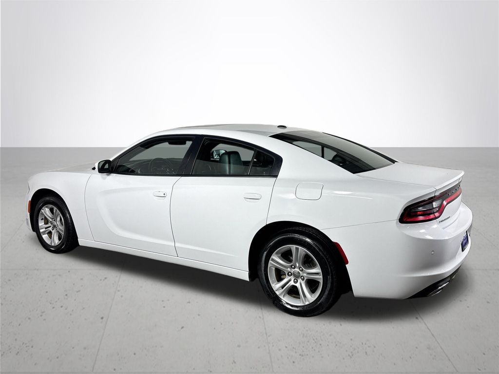 2021 Dodge Charger SXT photo 7