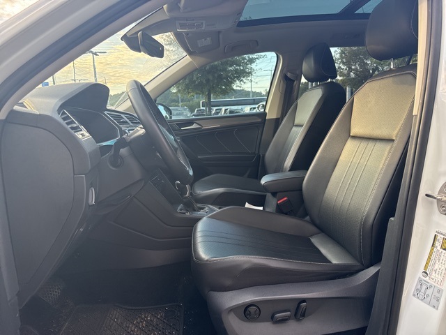 2022 Volkswagen Tiguan SE photo 14