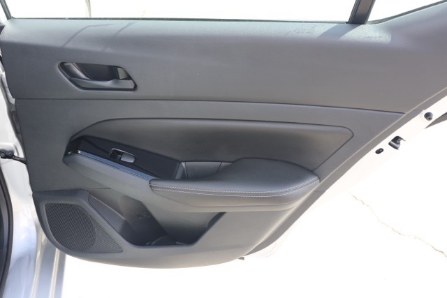 2023 Nissan Altima 2.5 SV photo 17
