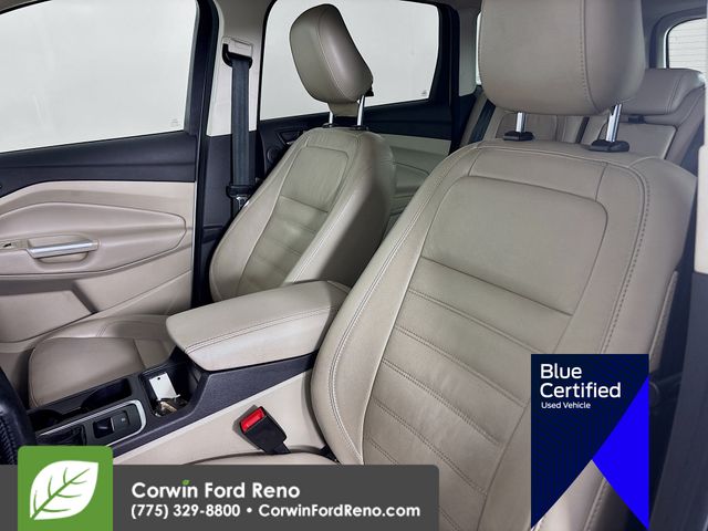 2019 Ford Escape Titanium photo 17