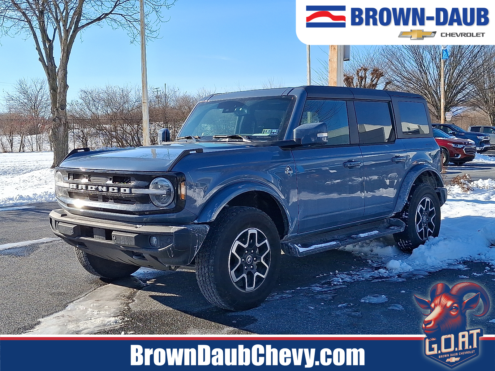 2025 Ford Bronco 4-Door Outer Banks's photo