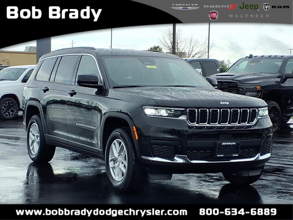 2025 Jeep Grand Cherokee L Laredo's photo