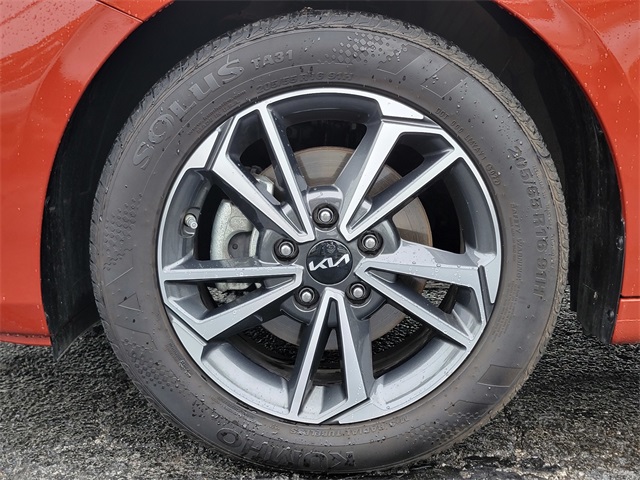 2023 Kia Forte LXS photo 11