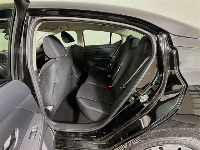 2025 Nissan Sentra S photo 5