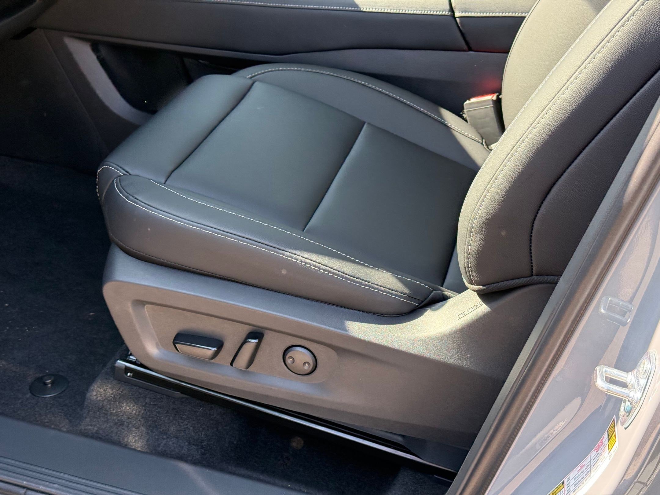 2025 Nissan Murano SL photo 4