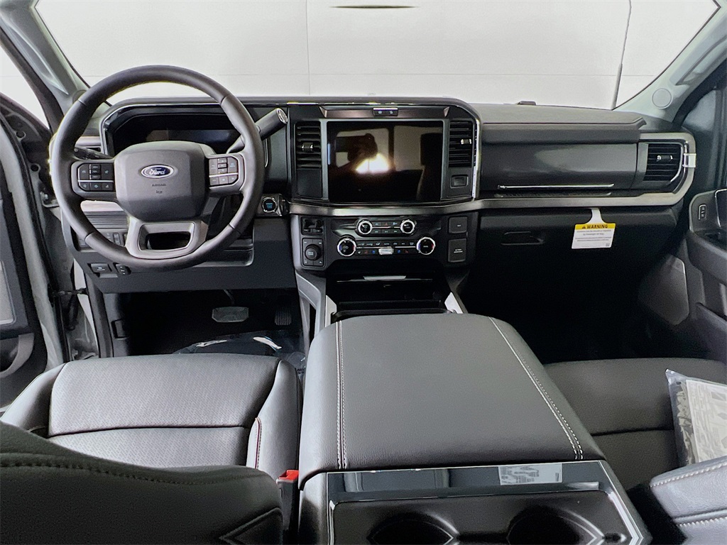 2025 Ford F-250 Lariat photo 7