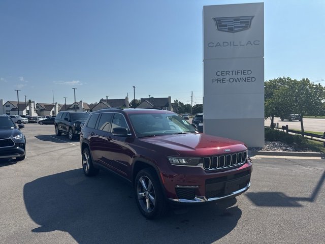 2022 Jeep Grand Cherokee Limited photo 2