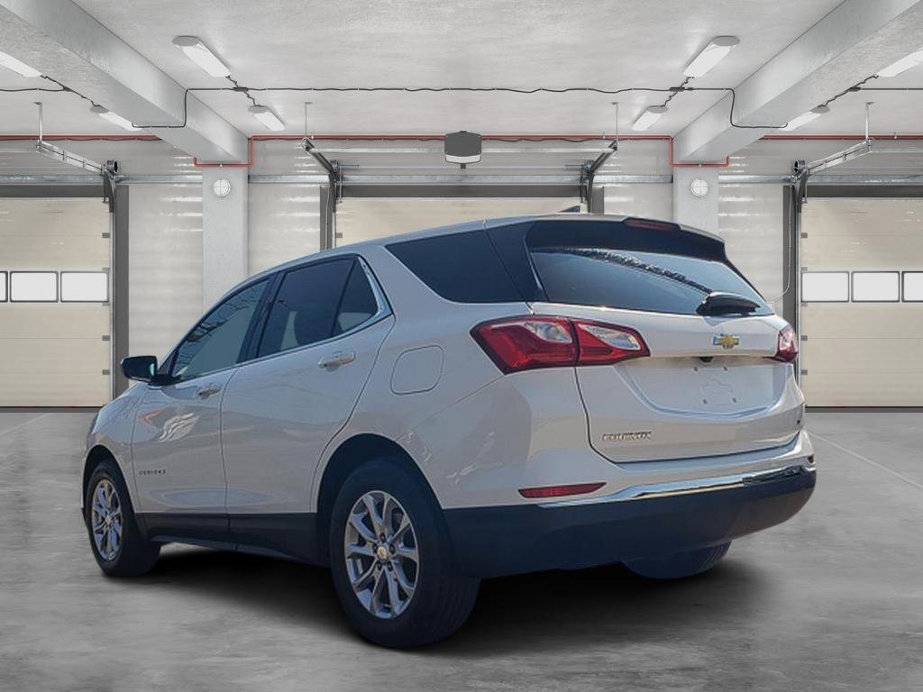2018 Chevrolet Equinox LT photo 4