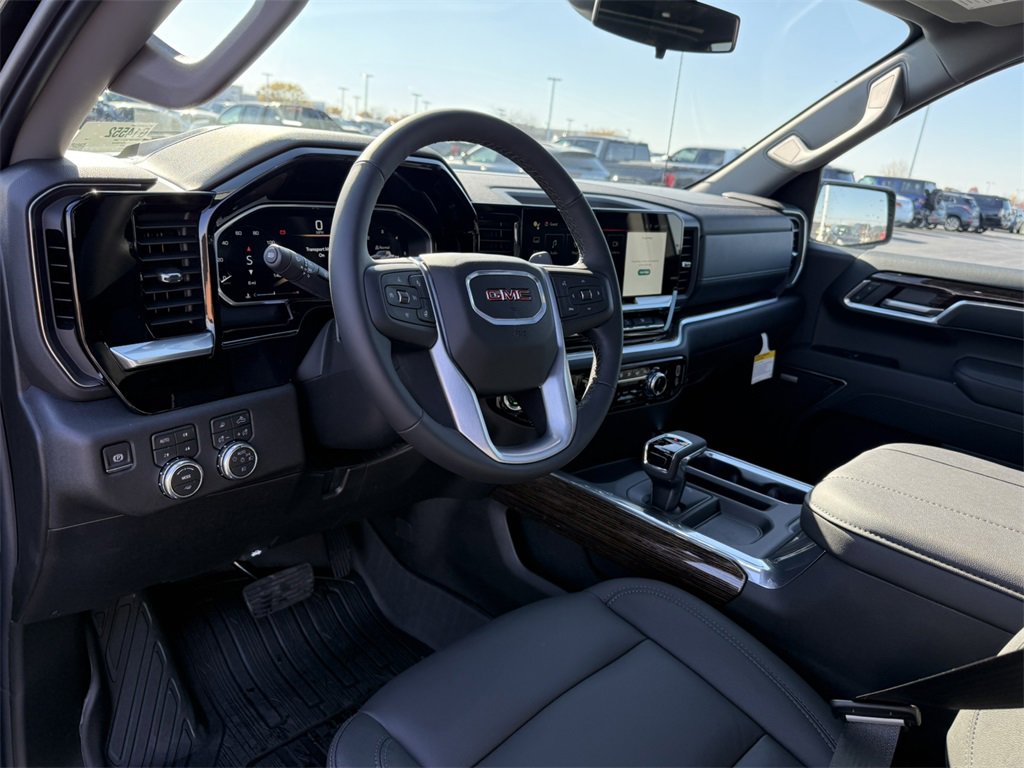2026 GMC SIERRA - Image 17