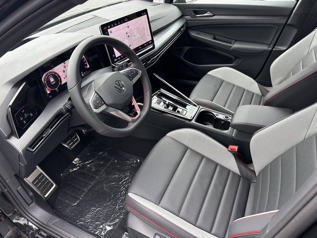 2025 Volkswagen Golf GTI Autobahn photo 6