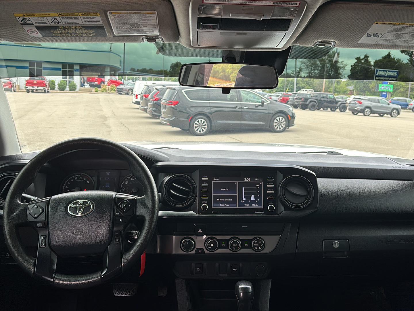 2020 Toyota Tacoma SR photo 3