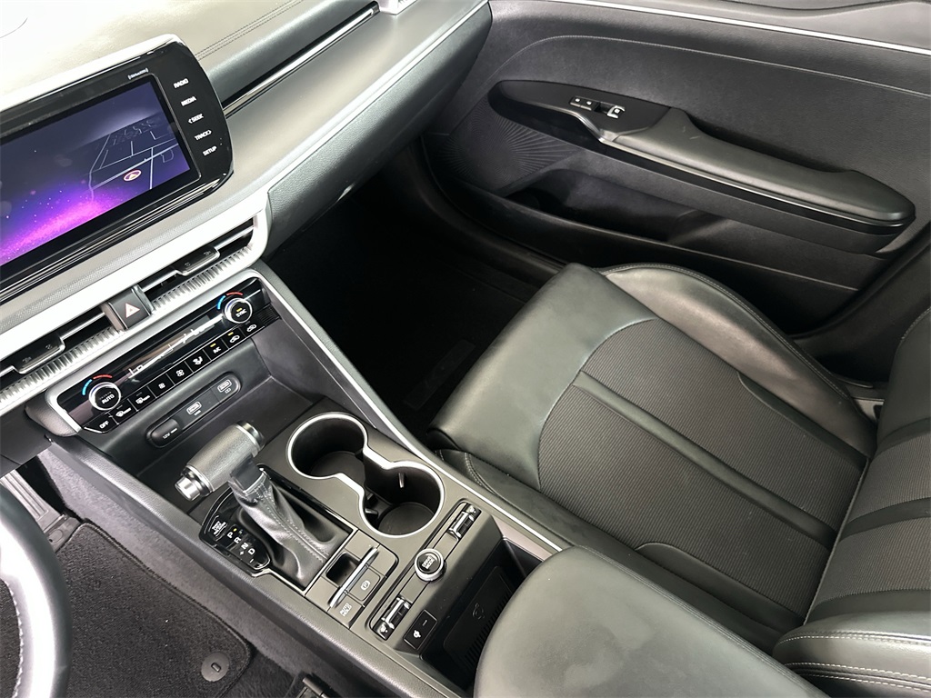 2022 Kia K5 GT-Line photo 23