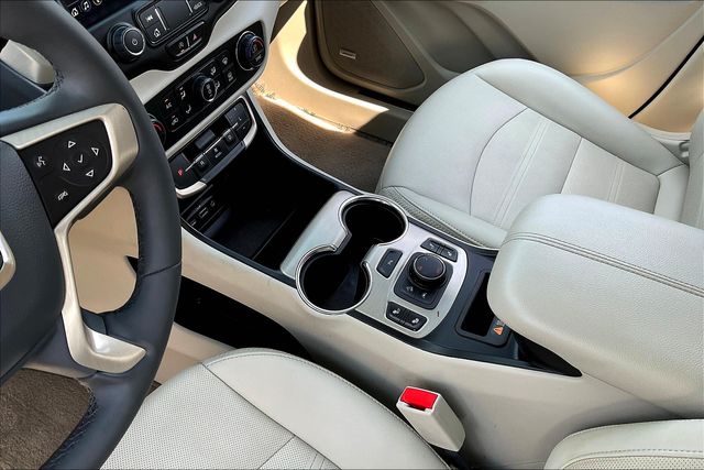 2023 Gmc Terrain Denali photo 13
