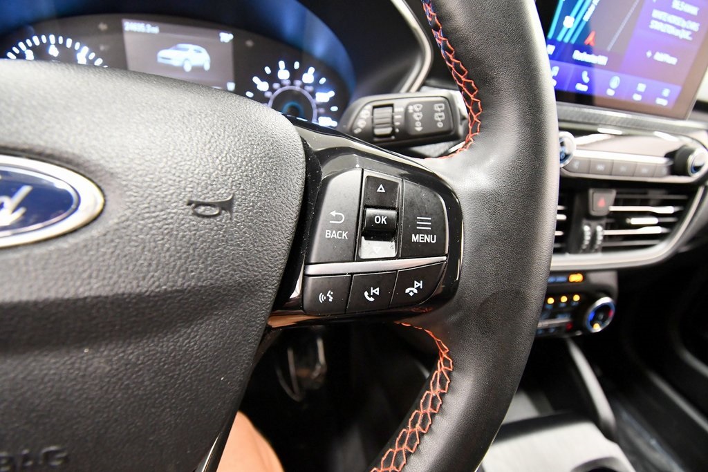 Used 2022 Iconic Silver Metallic Ford SEL image 21