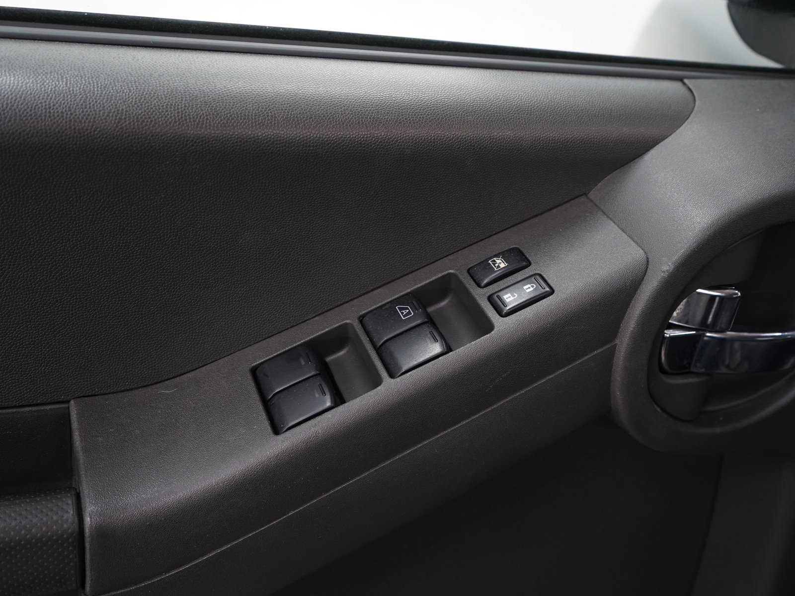 2012 Nissan Xterra PRO-4X photo 17