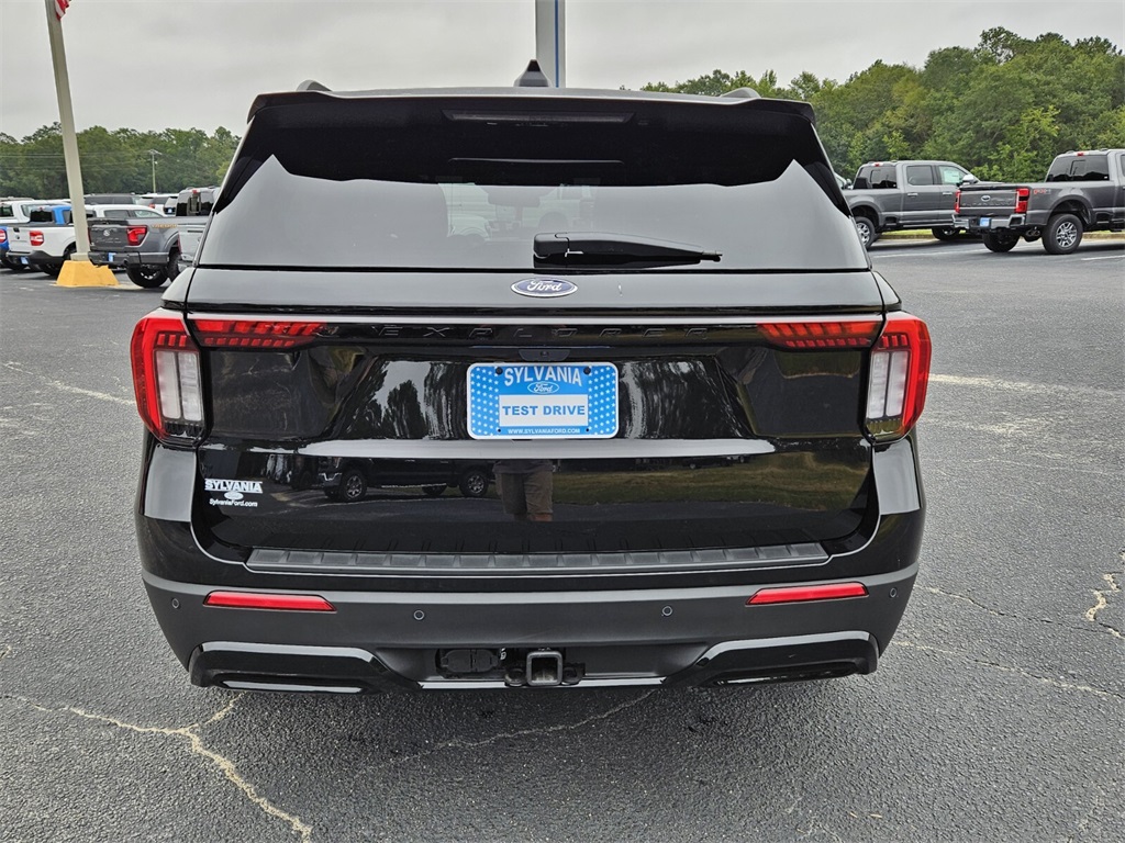 2025 Ford Explorer ST-Line photo 10