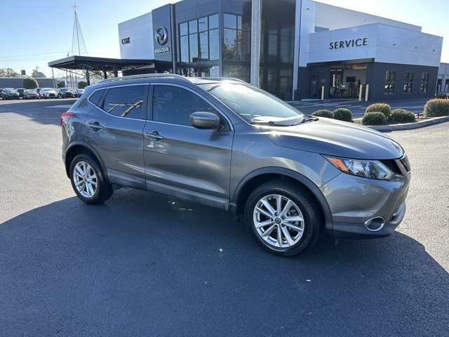 2019 Nissan Rogue Sport SV's photo