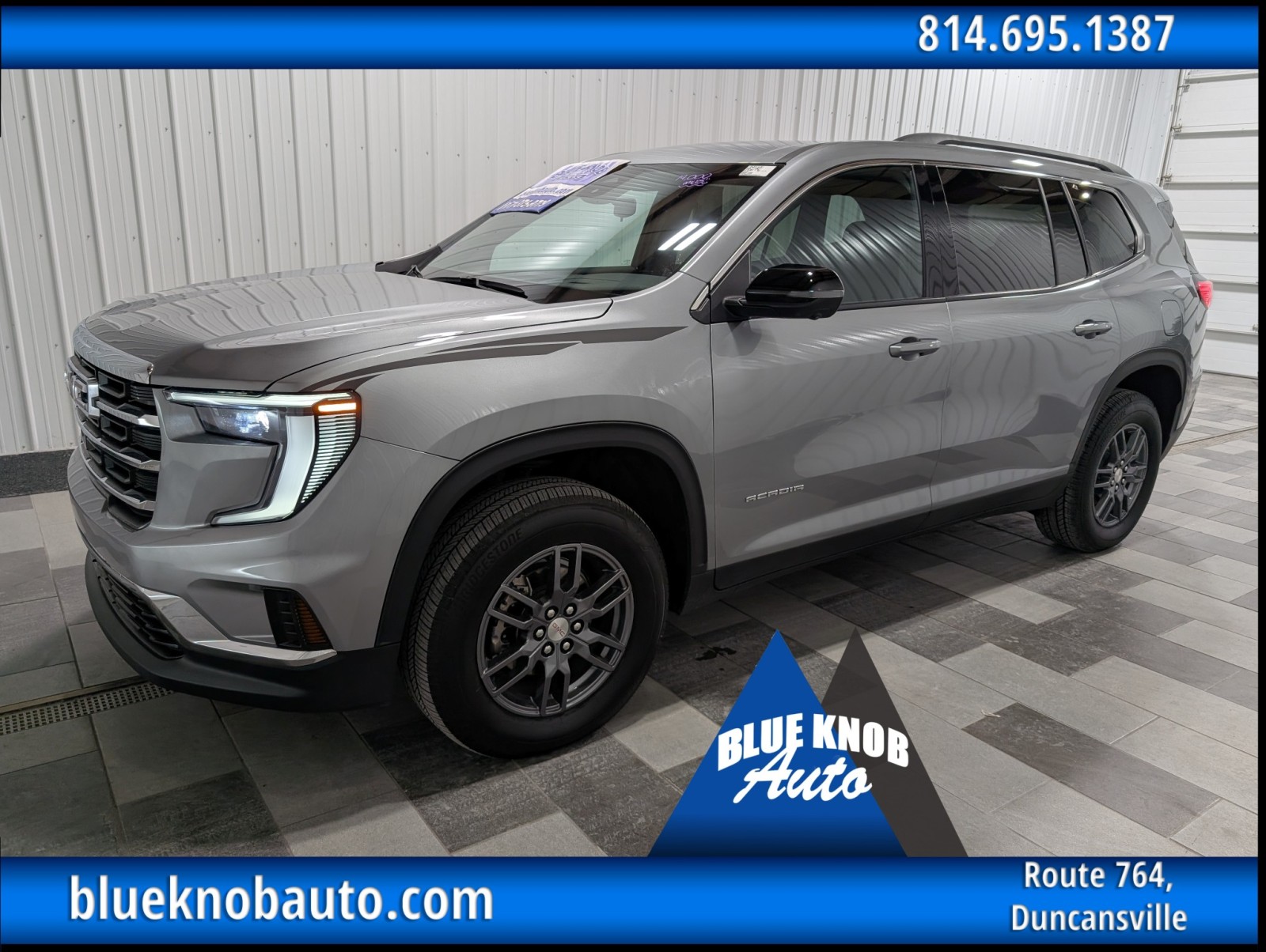 2025 GMC Acadia Elevation's photo