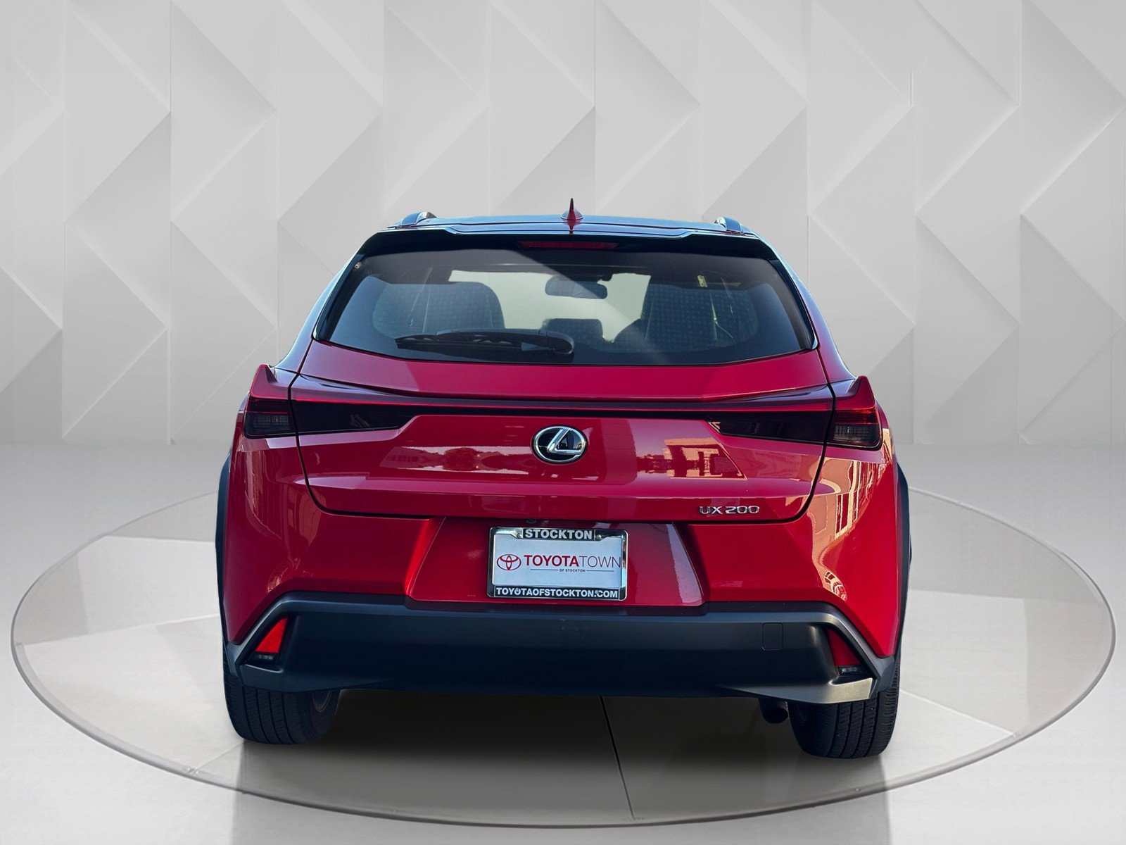 2019 Lexus UX 200 photo 8