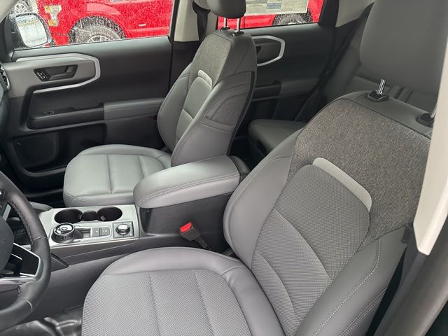 2025 Ford Bronco Sport Badlands photo 4