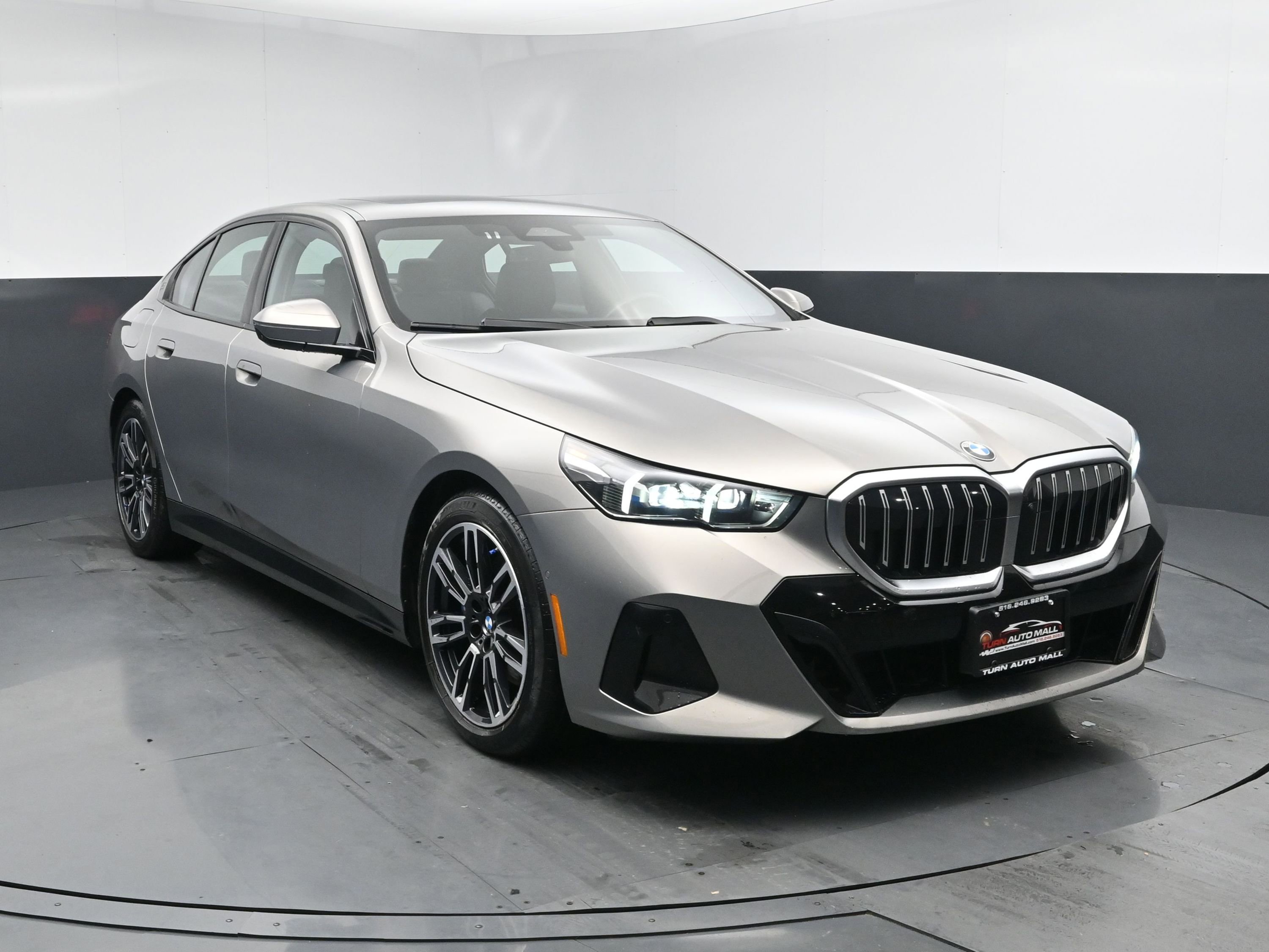 2024 Bmw 530i xDrive photo 2