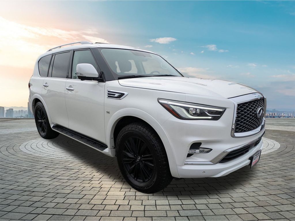 2018 Infiniti QX80 Base photo 2