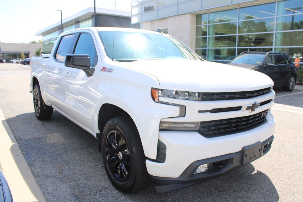 2020 Chevrolet Silverado 1500 RST photo 3