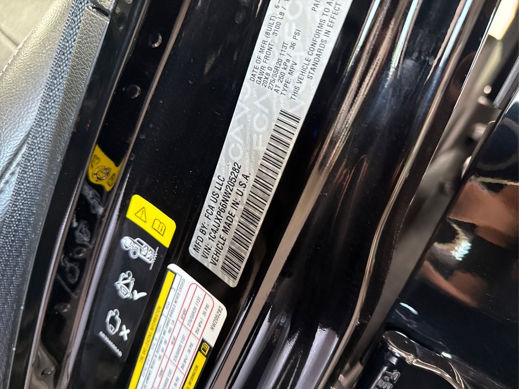 2022 Jeep Wrangler Unlimited Sahara 4xe photo 17
