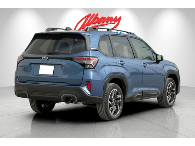 2025 Subaru Forester Limited photo 3